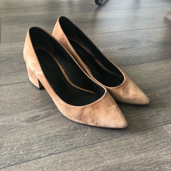Camel suede Alexander Wang pumps size 8 - Picture 2 of 6